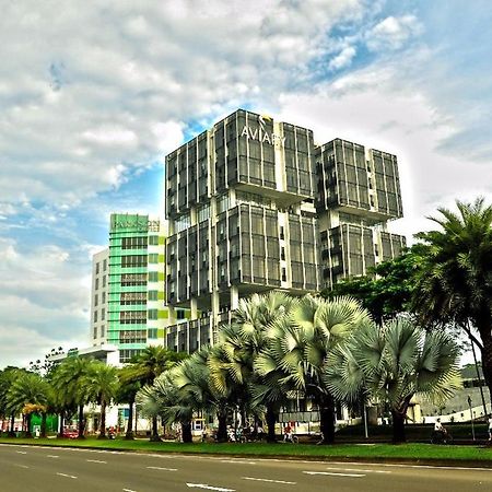 Hotel Aviary Bintaro Serpong Exterior foto